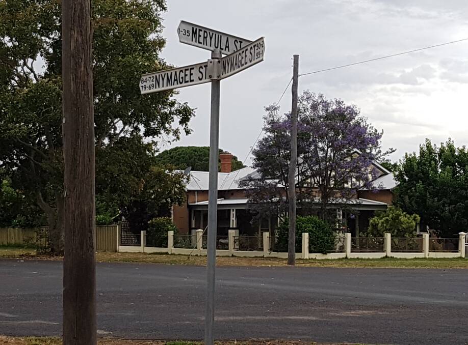 ROUNDABOUT CHANGES: The Meryula and Nymagee Street intersection will soon look very different. Photo: GRACE RYAN. 