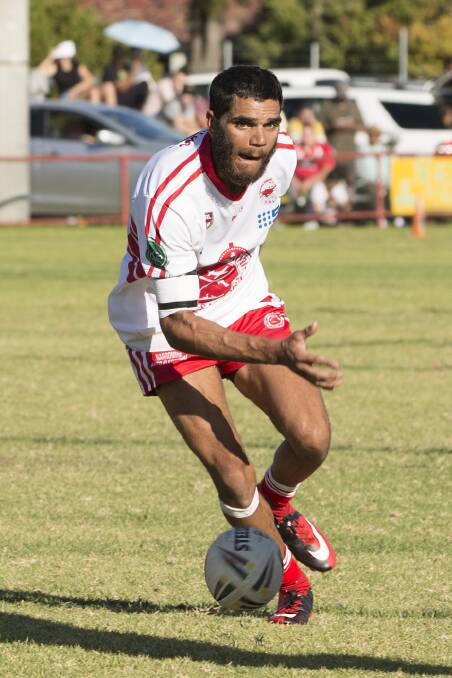 Darryl Cubby looking to find a gap in the defence in Narromine Jets' clash against Nyngan Tigers. Photo: KATIE HAVERCROFT PHOTOGRAPHY 
