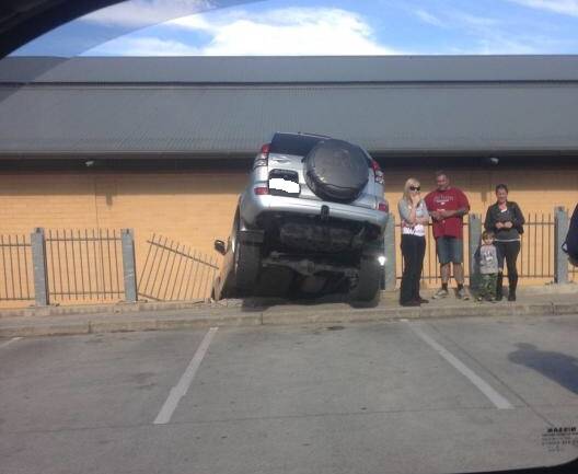 Angle parking taken to a new dimension in Bathurst