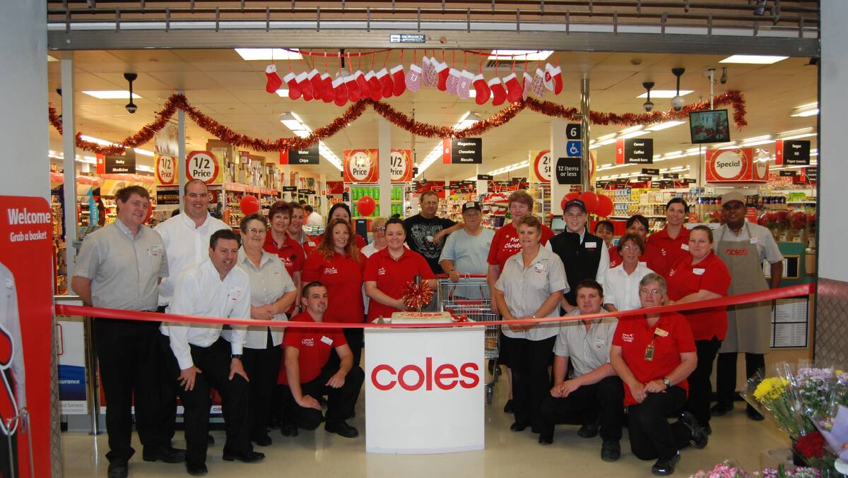 The Coles Staff at the ribbon cutting.