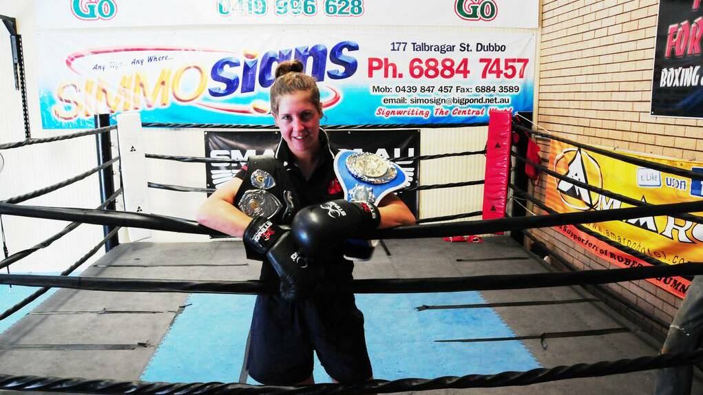 Ayla Barker will face a stiff test when she meets Nyngan s Carol Baker in a title fight tomorrow night.