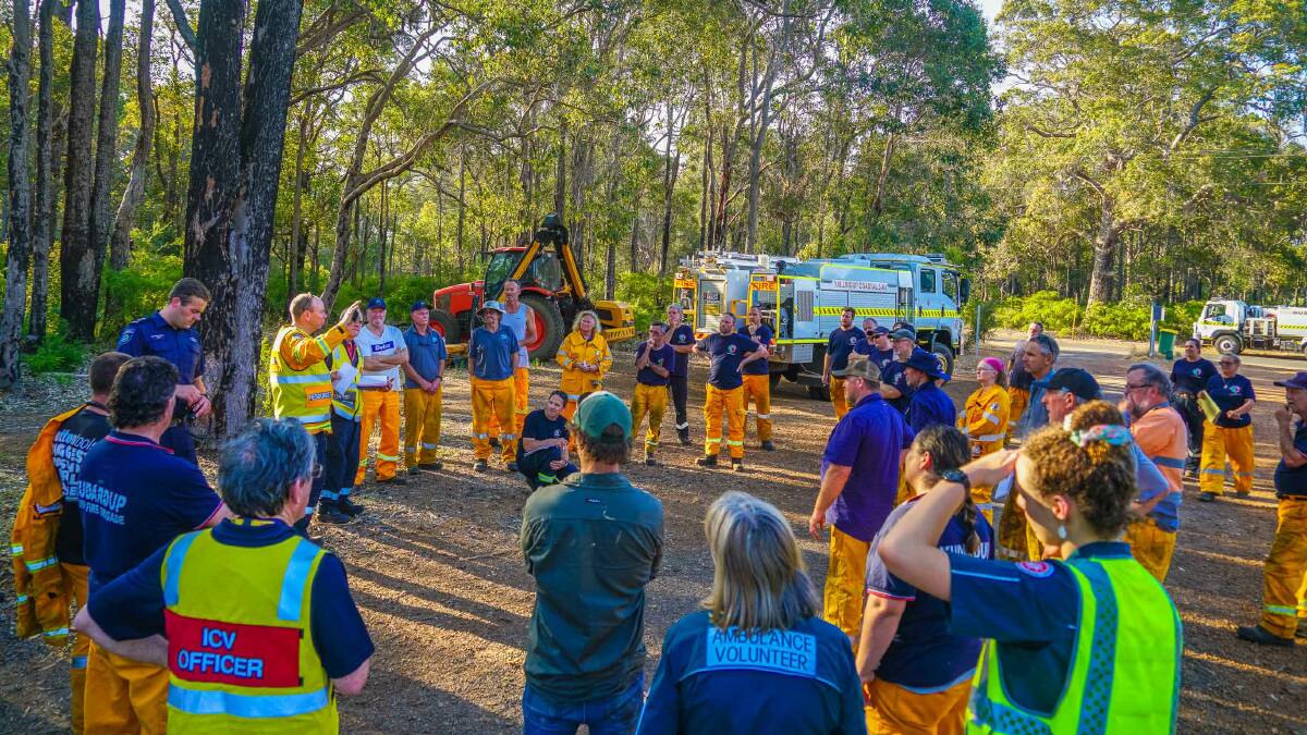 Emergency response teams gather in the Augusta-Margaret River region of WA to fight bushfires in 2021. Picture by Sean Blocksidge, Wallcliffe volunteer bushfire brigade