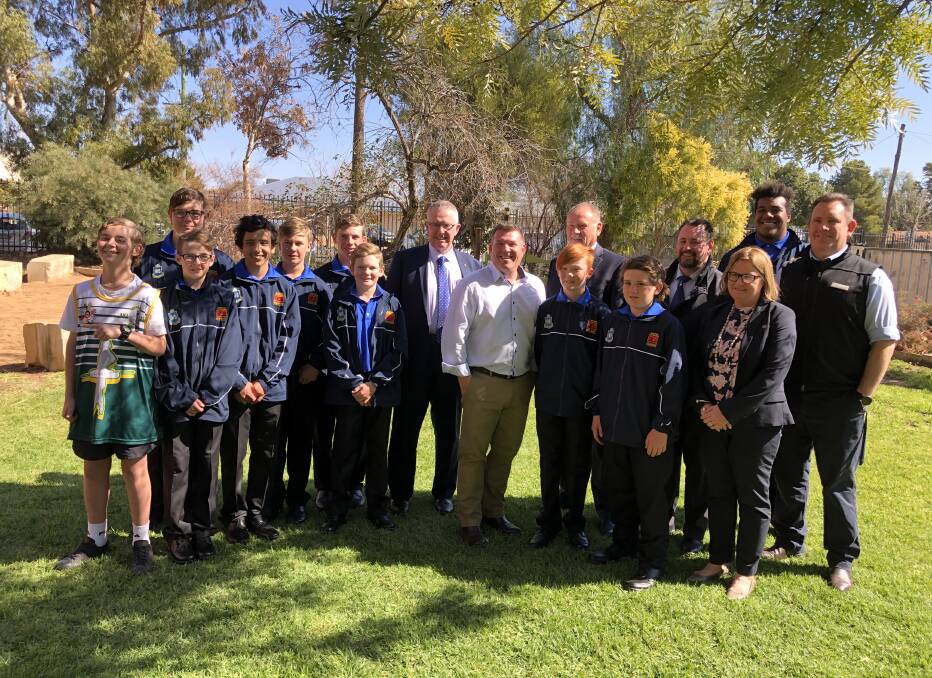 Member for Parkes Mark Coulton with Member for Dubbo Dugald Saunders, Narromine Shire Council Mayor Craig Davies and General Manager Jane Redden, and representatives of Clontarf and Narromine High School.