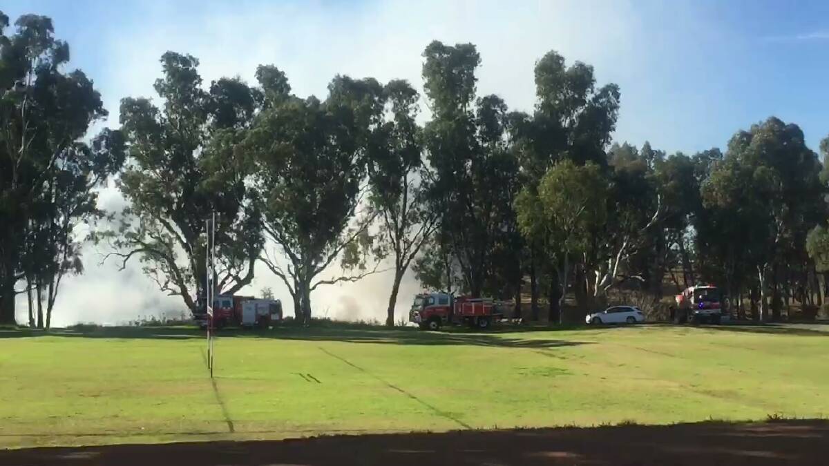 A grass fire has broken out down near Rotary Park in Narromine. 