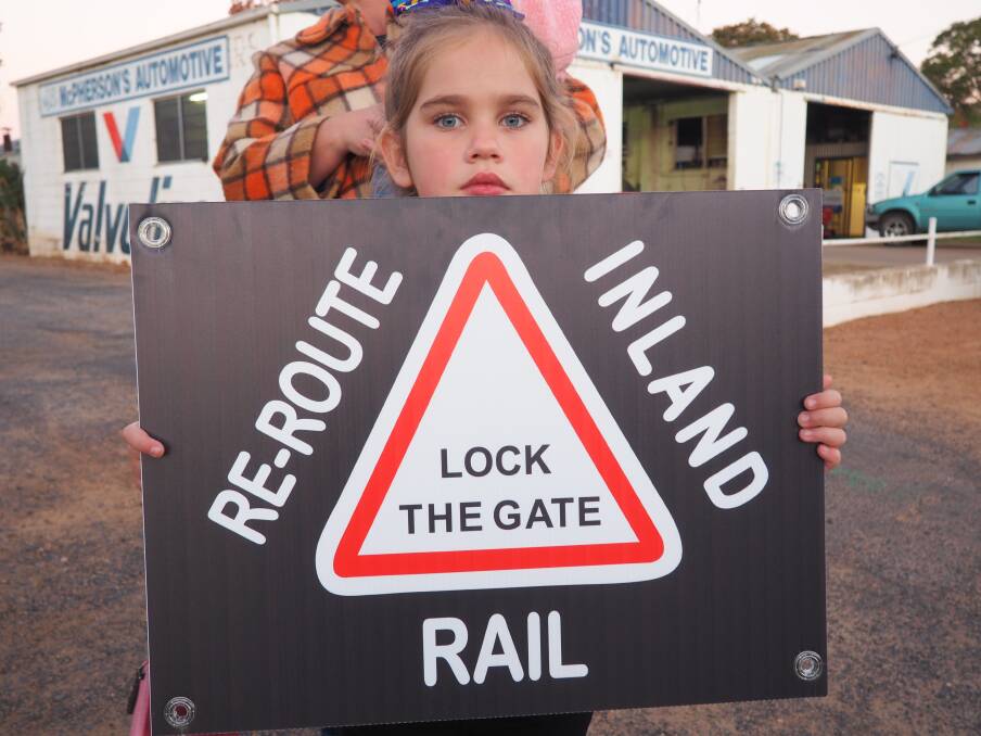 VOICING CONCERNS: Members of the Narromine Rail Action Group held a protest rally to capture the ears of politicians visiting Narromine last week. Photo: CONTRIBUTED

