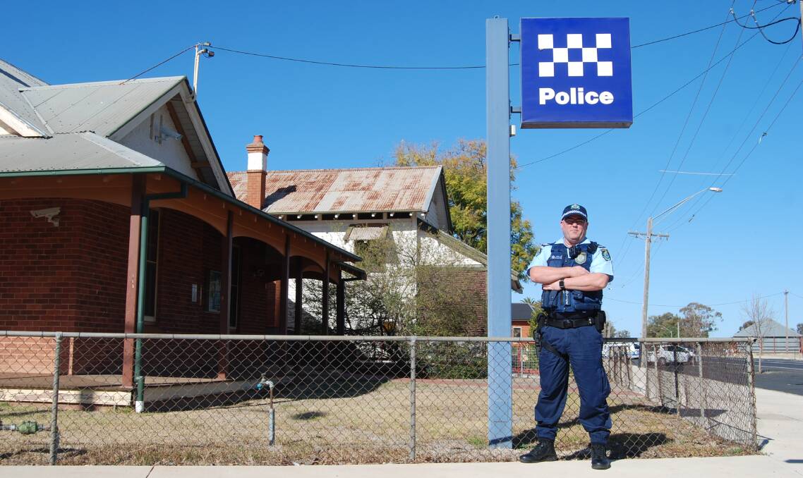 STOPPING CRIME: Narromine's new police sergeant Michael Smith is reminding residents to call 000 in the event of an emergency. Photo: ZAARKACHA MARLAN