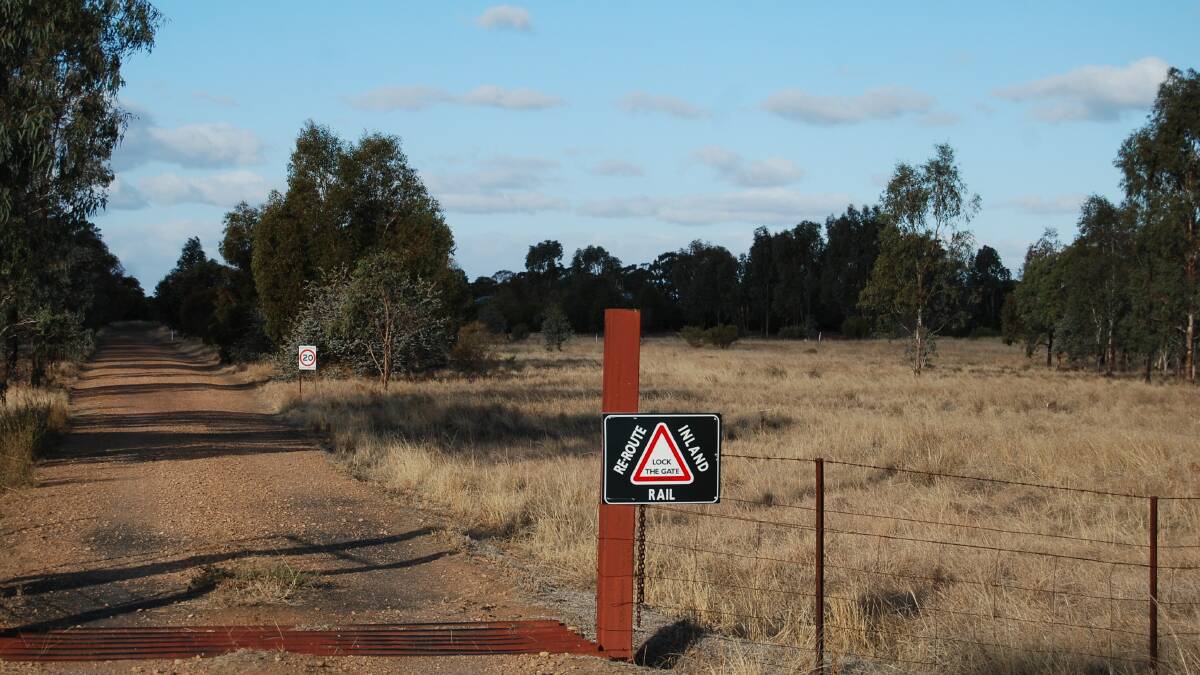 Residents protest Inland Rail route