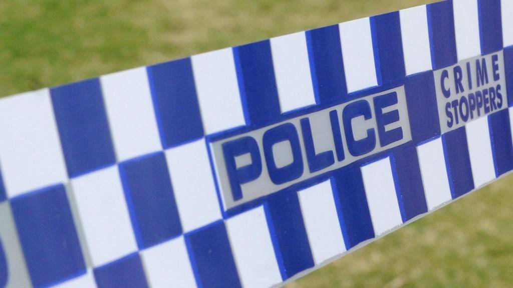 Wanted Narromine man hands himself in to police