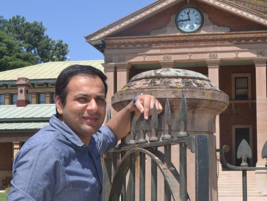 CHANGING PLACES: Regional journalist Sahil Makkar lived for more than 25 years in New Delhi, where the temperature gets up to 50 degrees. He is now experiencing his first summer in Bathurst. Photo: MATT WATSON