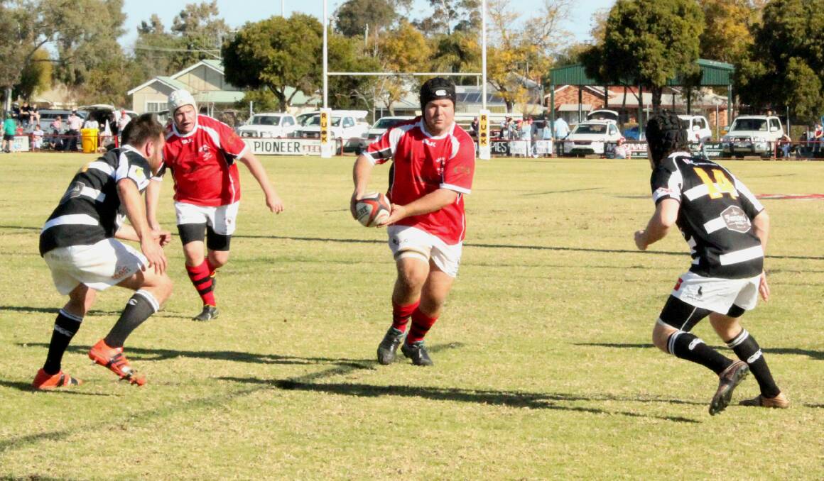 ON THE CHARGE: Charlie Tuck in action for the Gorillas during last season's Graincorp Cup grand final win. Photo: JENNIFER HOAR