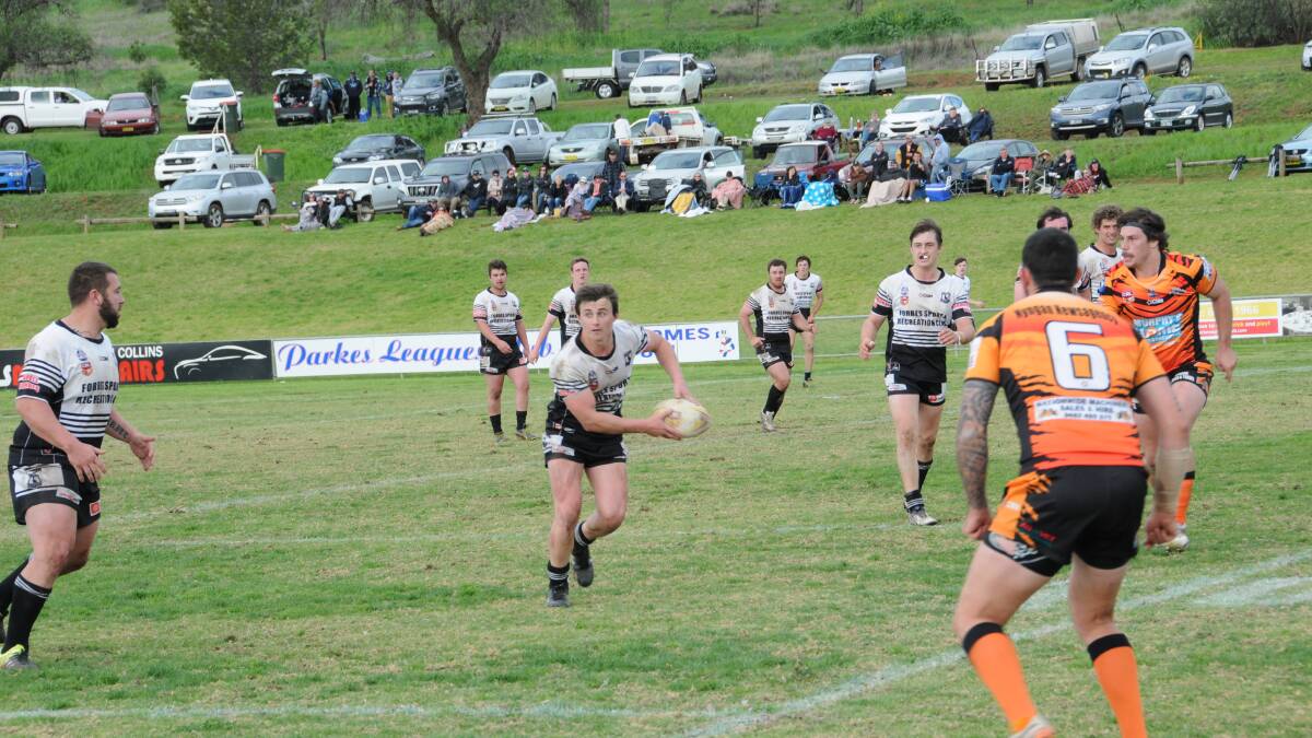 BIG DAY OUT: Forbes' Hayden Bolam in action during a bumper crowd at Parkes' Pioneer Oval during last season's final series. Photo: BELINDA SOOLE