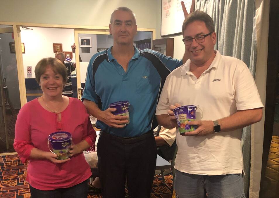 Trivia winners: Team Cats & Dogs at Narromine Bowling Club. Photo: CONTRIBUTED