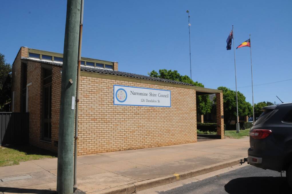Narromine Shire Council has asked town residents not be complacent about water use as the cooler weather sets in.