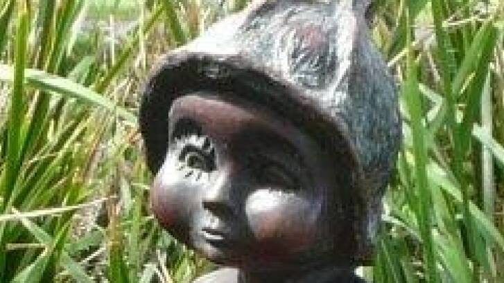 A statue of a "gumnut baby" has been stolen from Perth's Stirling Gardens.