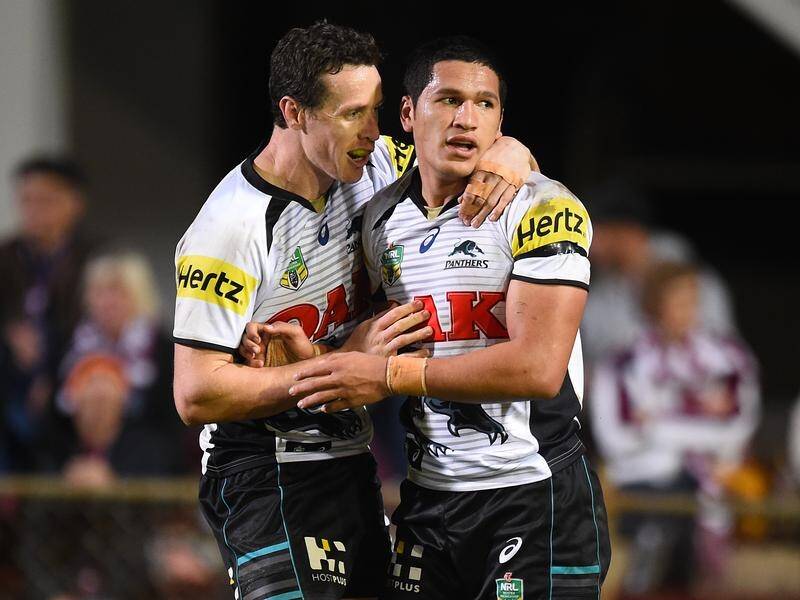 Kiwis coach Michael Maguire expects the unsettled Dallin Watene-Zelezniak (r) to bounce back.