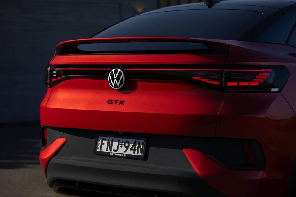 2025 Volkswagen ID. 5 GTX 11