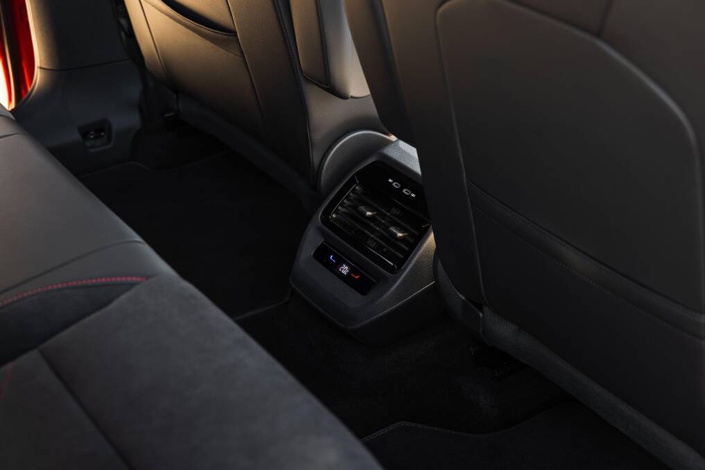 2025 Volkswagen ID. 5 GTX 29