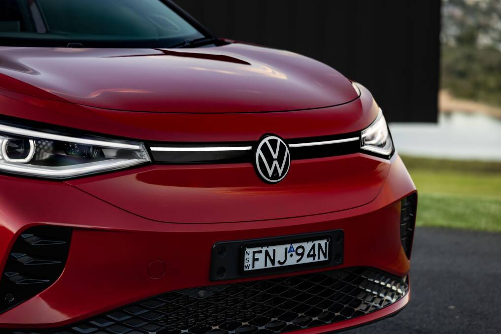 2025 Volkswagen ID. 5 GTX 13