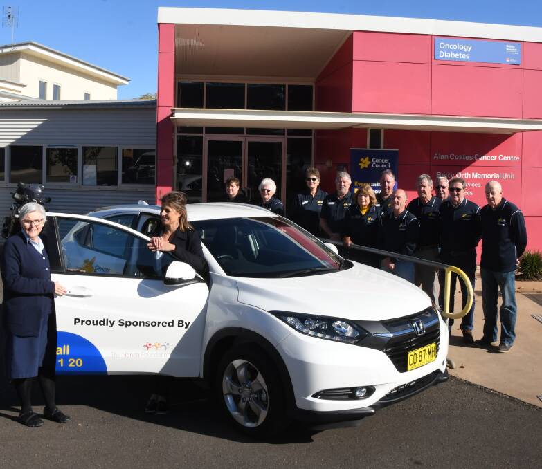 ROAD TO RECOVERY: Rural cancer nurse coordinator Kim Turley, Cancer Council's Camilla Thompson and the Cancer Council volunteers have launched the Transport to Treatment service. Photo: BELINDA SOOLE